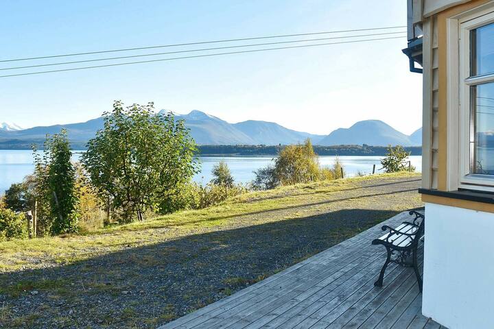 4 person holiday home in MIDSUND