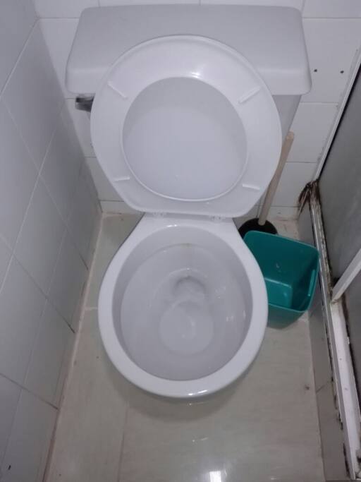 Baño qje se comparte con las habitaciones chicas