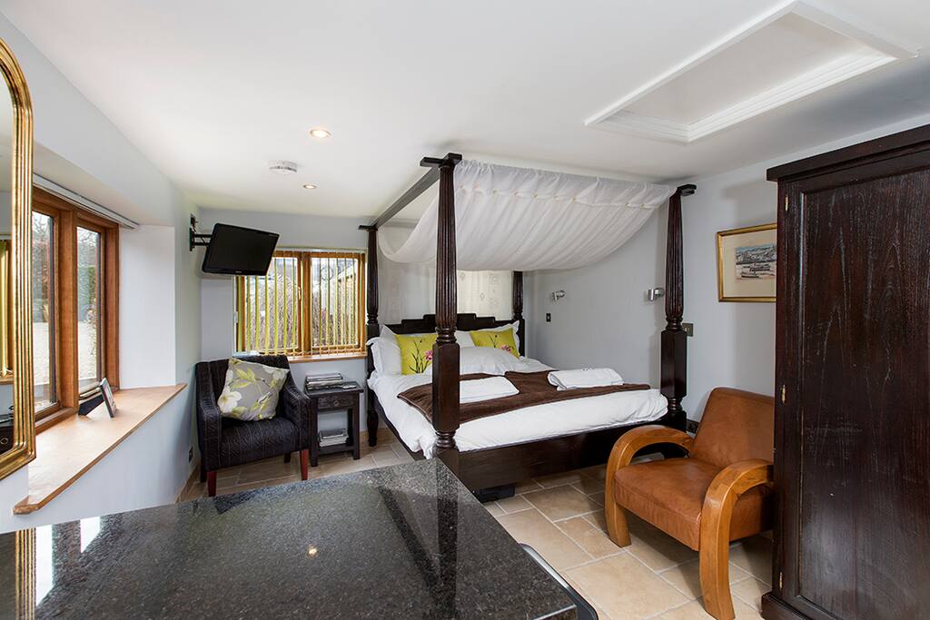 Egyptian cotton bedding