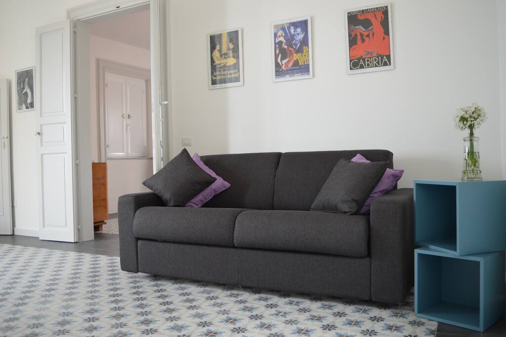 Divano letto matrimoniale
