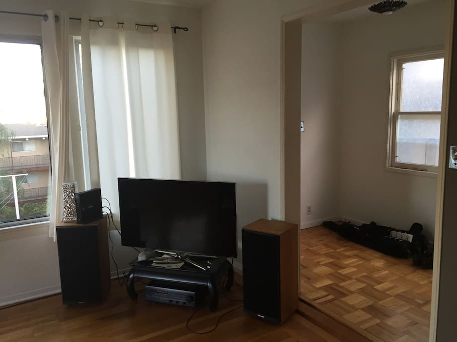 Flat screen with HDMI cable