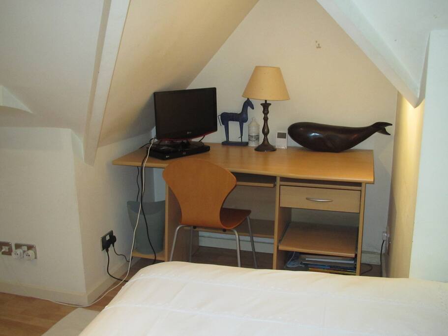 Large Desk for Studying. TV and DVD/Blue Ray