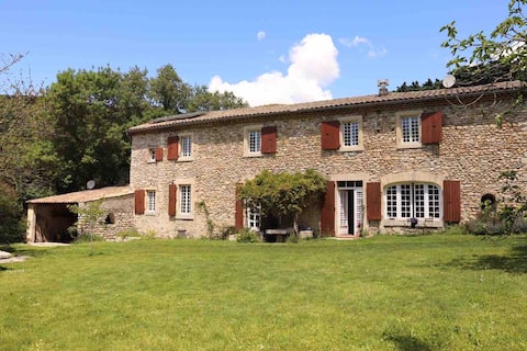 Charming house in Drôme provençale