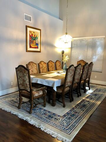 Spacious Retreat with Pool near RedRock Canyon gallery image 4