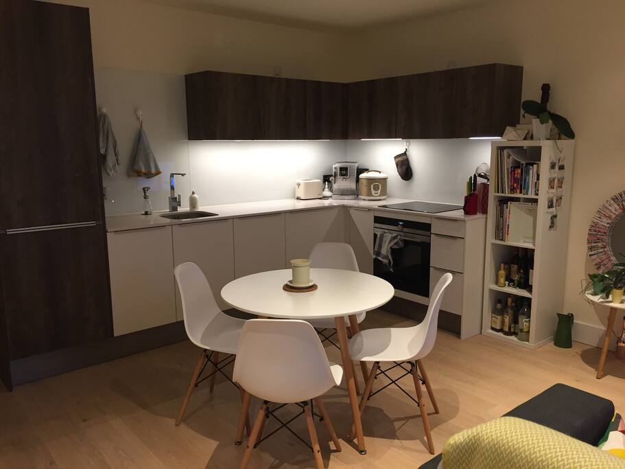 Open kitchen / living room area