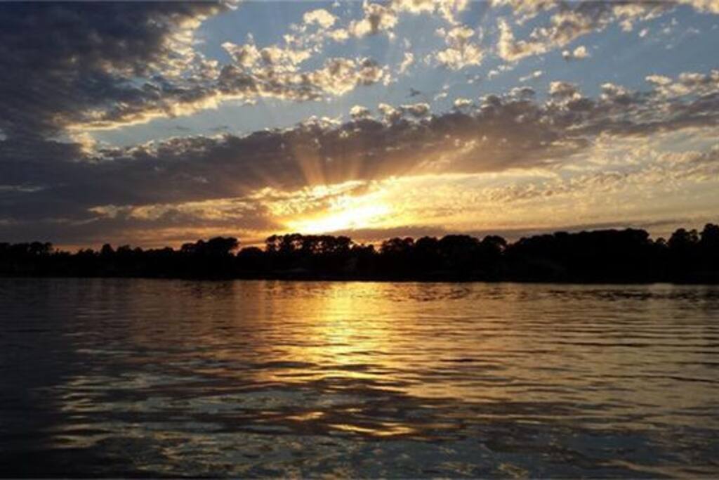 Sunrises worth rising for. Enjoy your coffee on the balcony with this as your day starter.
