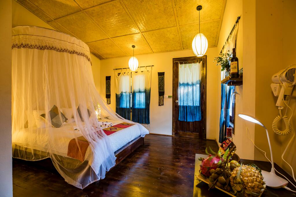 Deluxe bungalow with mountain view