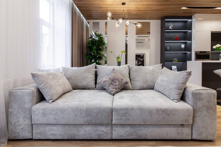Royal Apart managed Airbnb listing 3