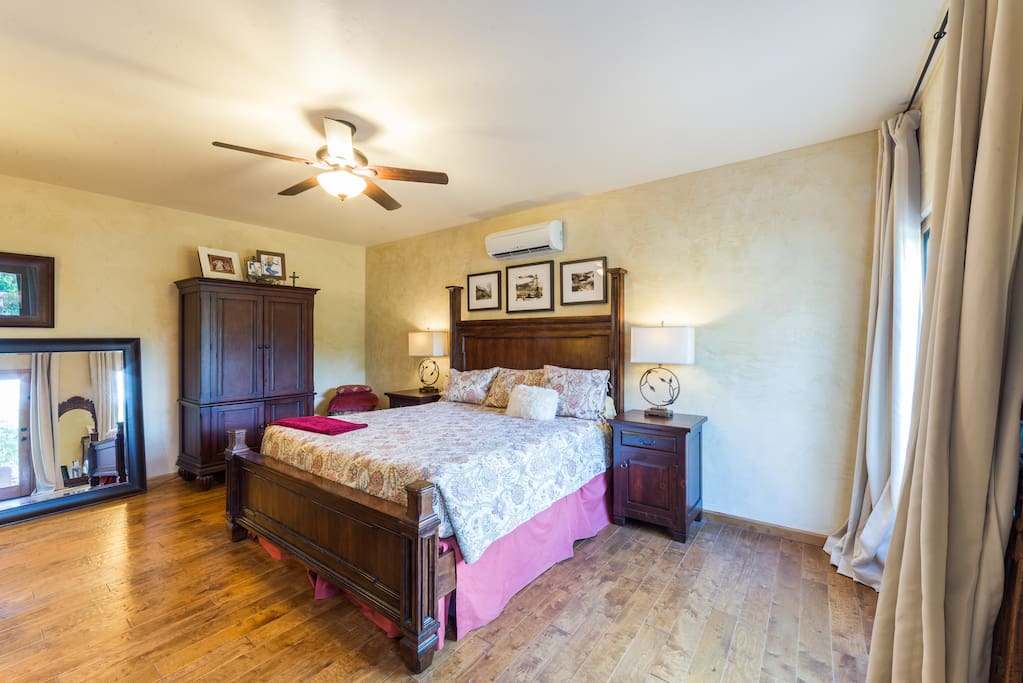 King size memory foam mattress for a restful sleep