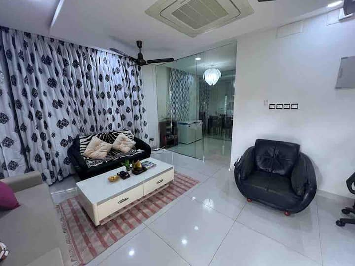 Spacious Jacuzzi Villa/ 5 Mins Beach - Chennai