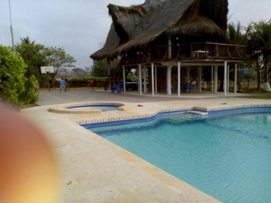 Cabaña VIP con capacidad para 4 personas