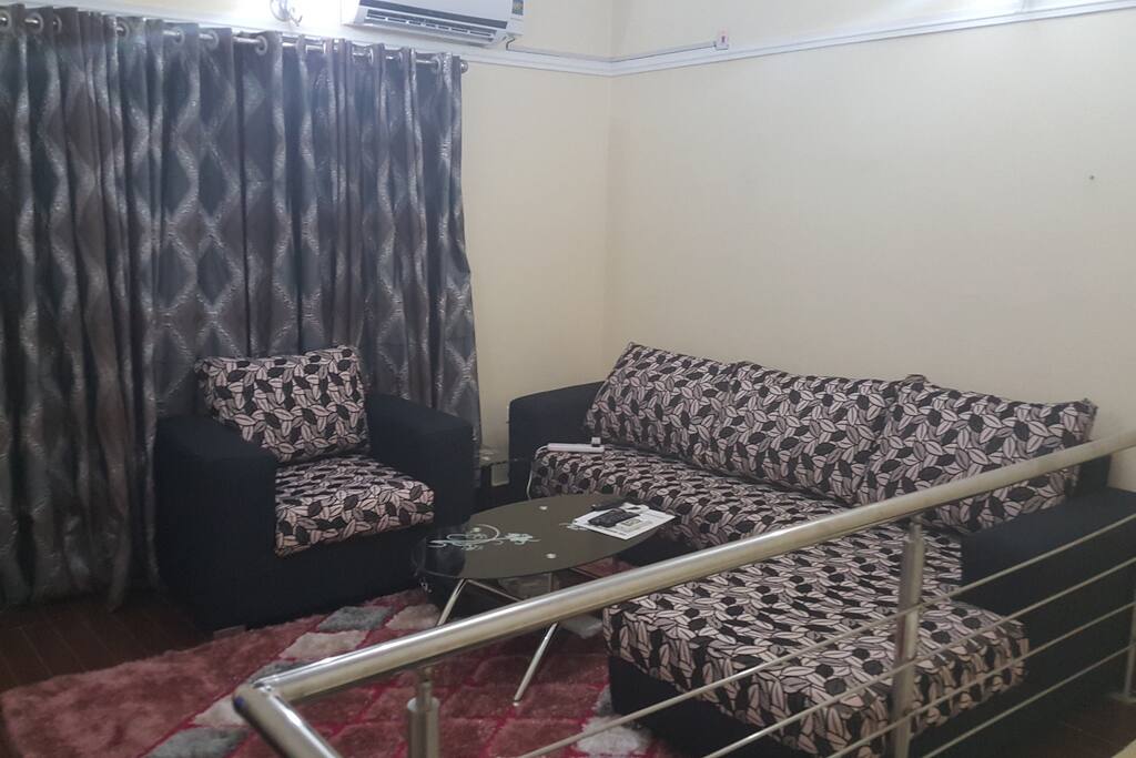 Seating room
