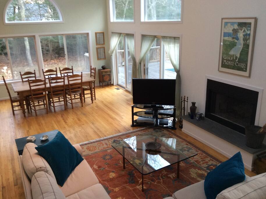 Whole house lined with windows -- loads of light.