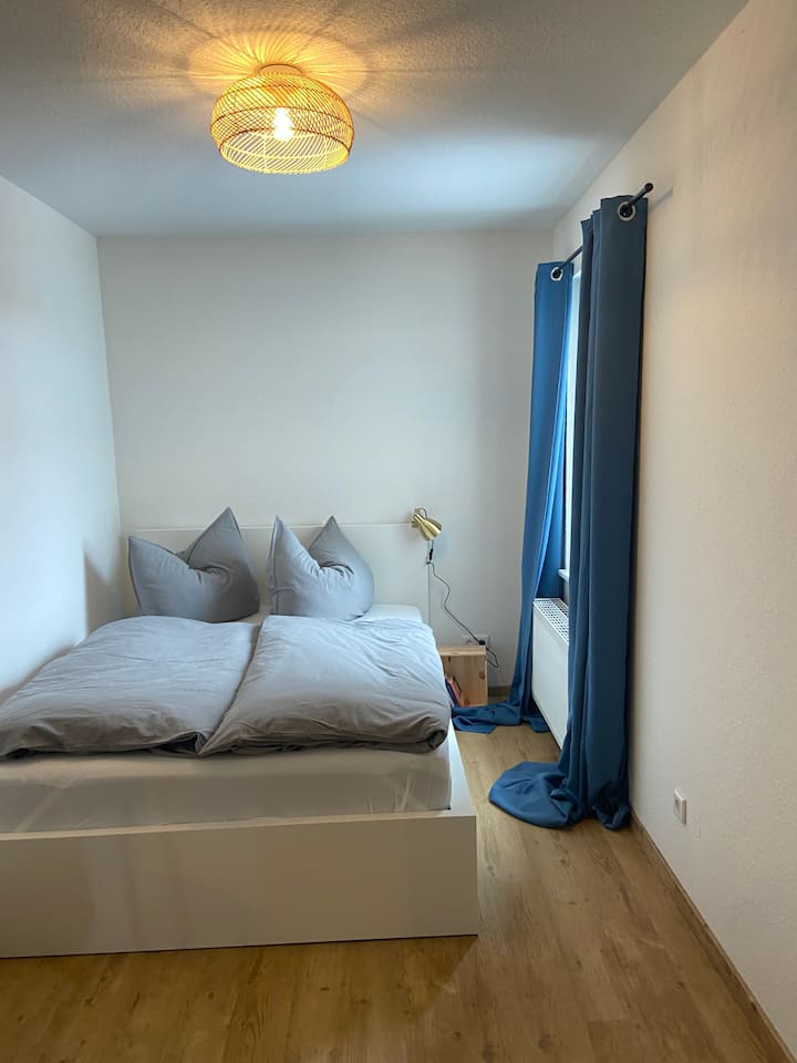 ベッドルーム6 （ 1.40 x 2.00メートルベッド）