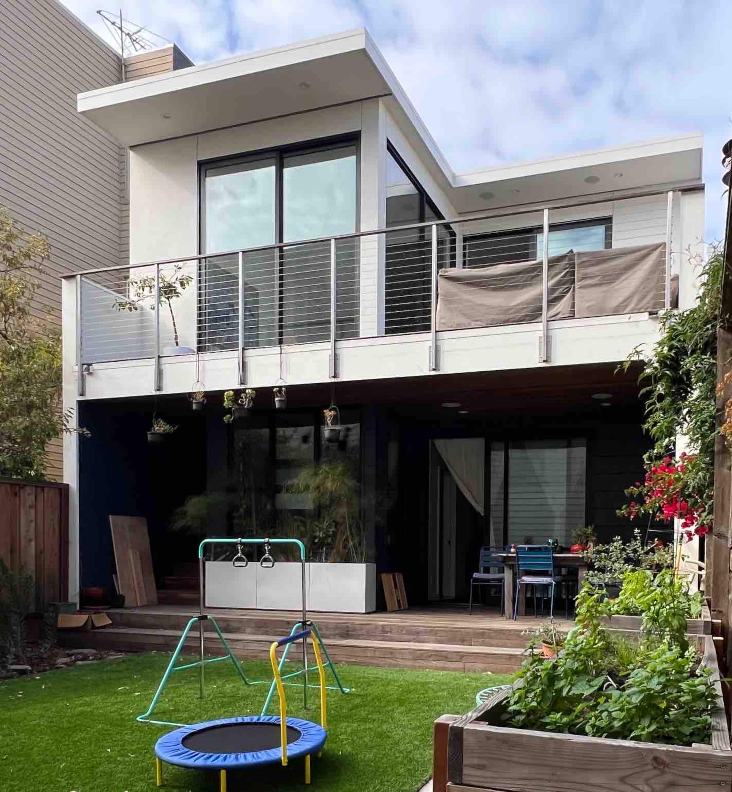 Home in San Francisco · ★5.0 · 3 bedrooms · 4 beds · 2 baths - Image 14