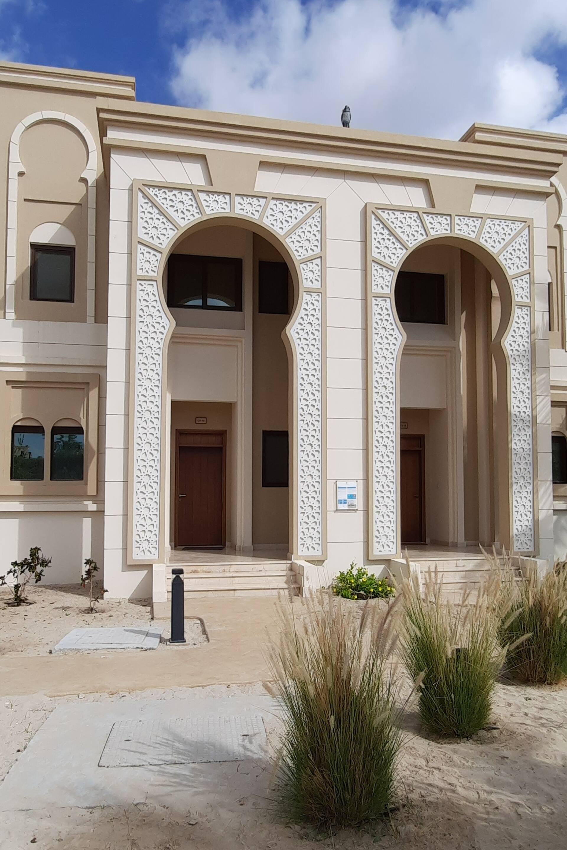 Luxurious Pool Side 2 BR Villa in Hawana Salalah