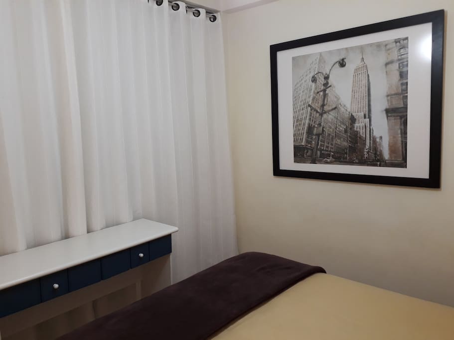 Quarto disponível - Ângulo 1