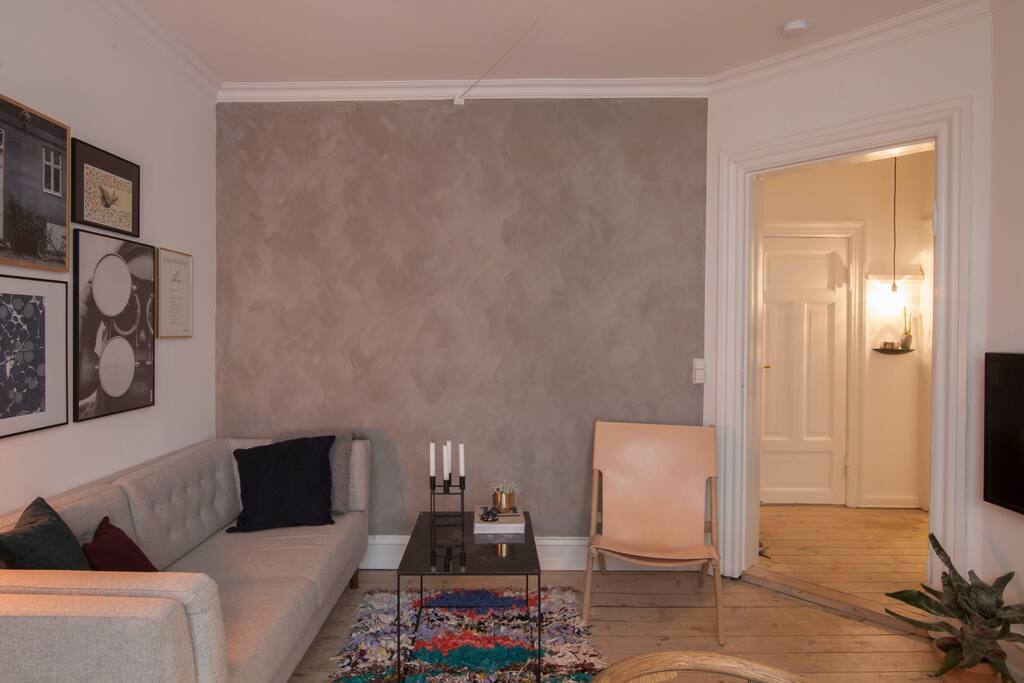 Livingroom with tv