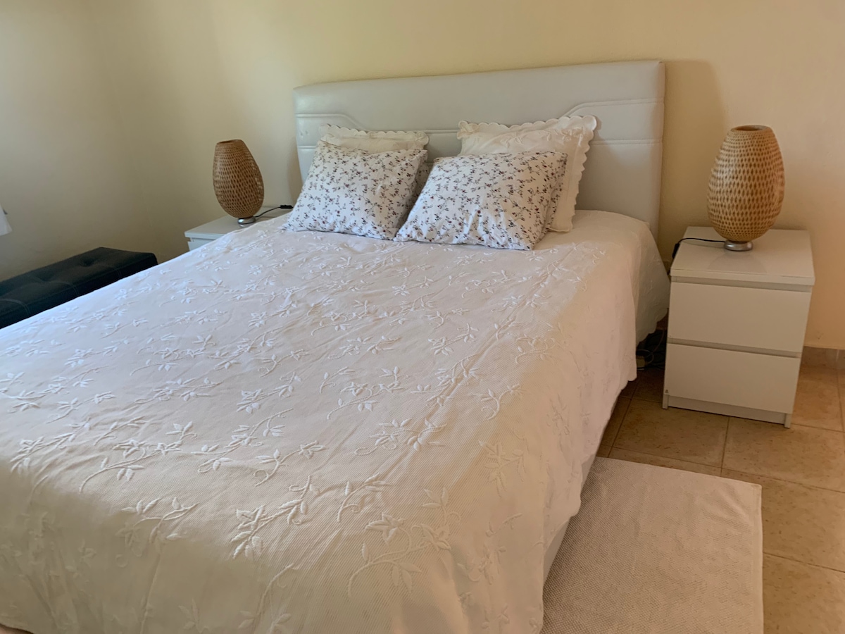 غرفة النوم 1