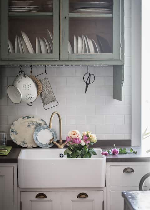 Independent Apartment in Country Home with a View