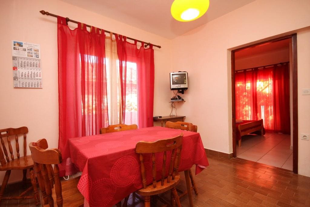 Dining room, Surface: 10 m²