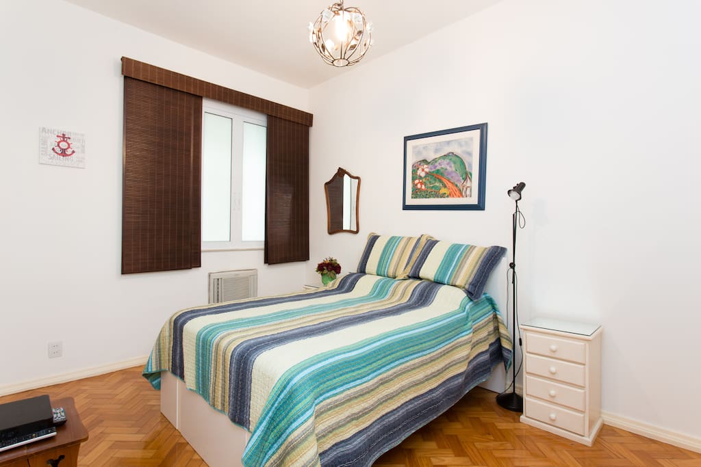 Quarto de hóspedes de outro ângulo