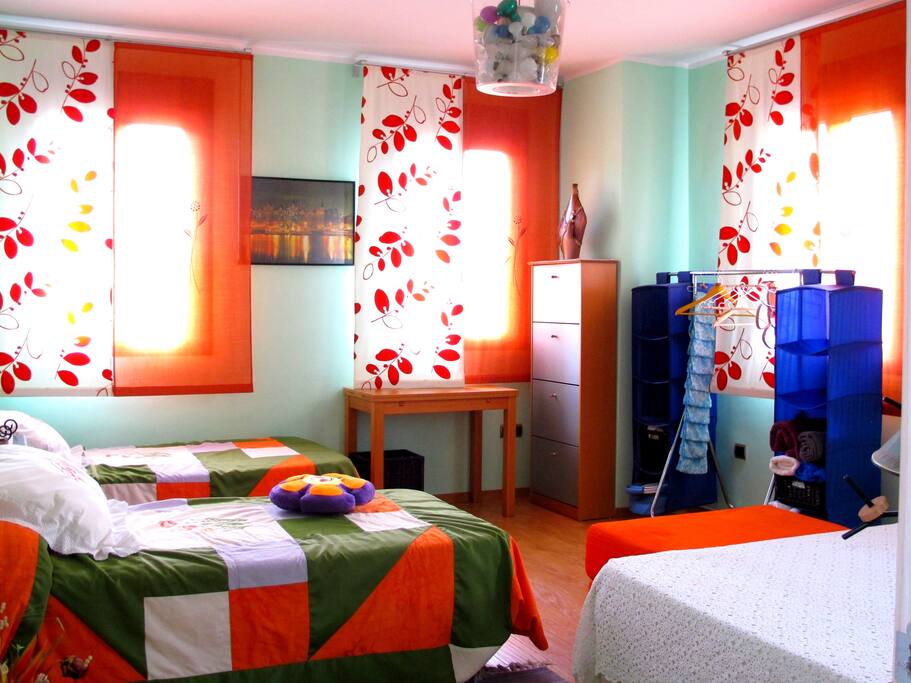 Esta habitación es ideal para una pareja con dos hijos...o para cuatro amigos