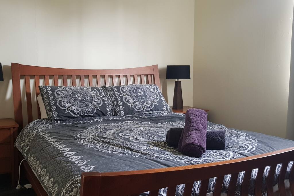 Queen Bedroom