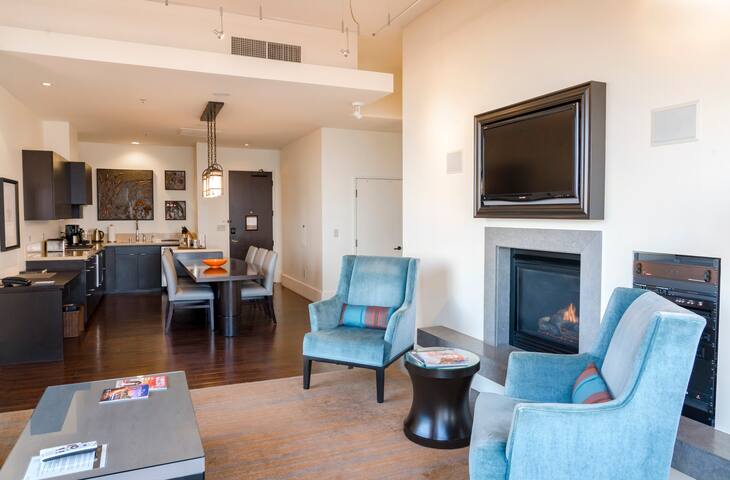 Classic Corner of San Francisco gallery image 2