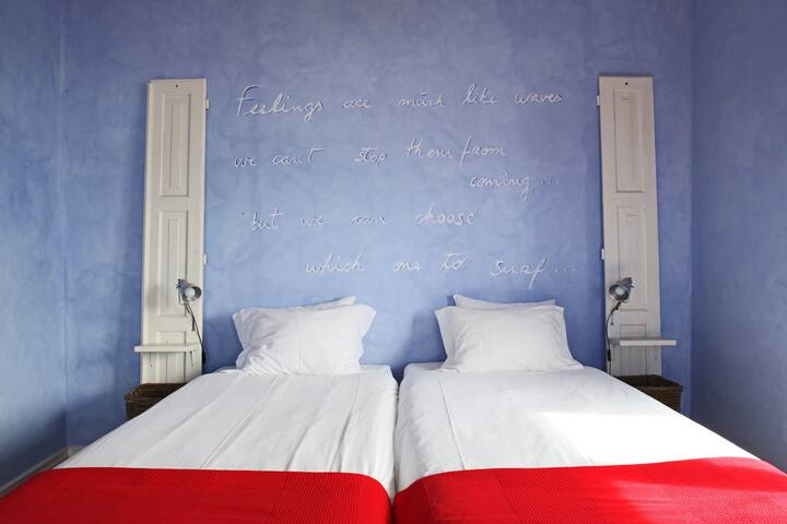 Chill In Surfhouse (20 beds) gallery image 3