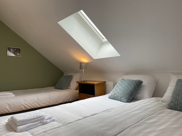 Dhoma e gjumit 1 (3p)