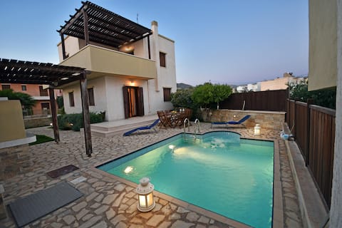Arc Luxury Villa