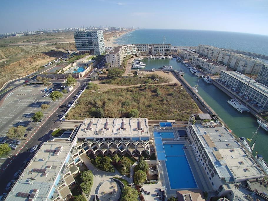 Outside marina view to south.