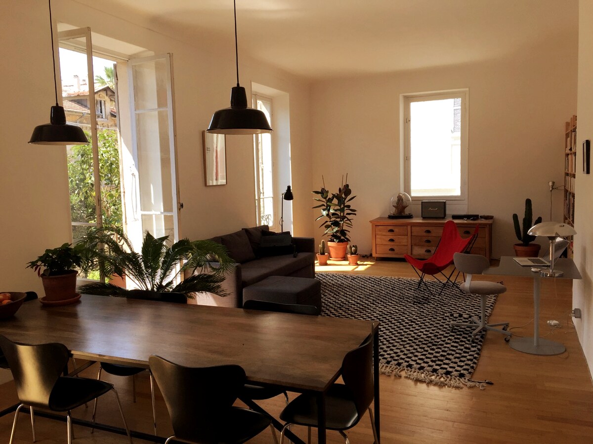 მისაღები ოთახი