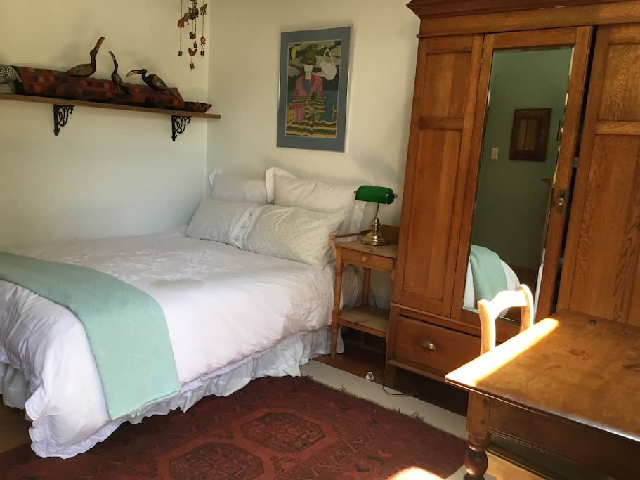Private bedroom