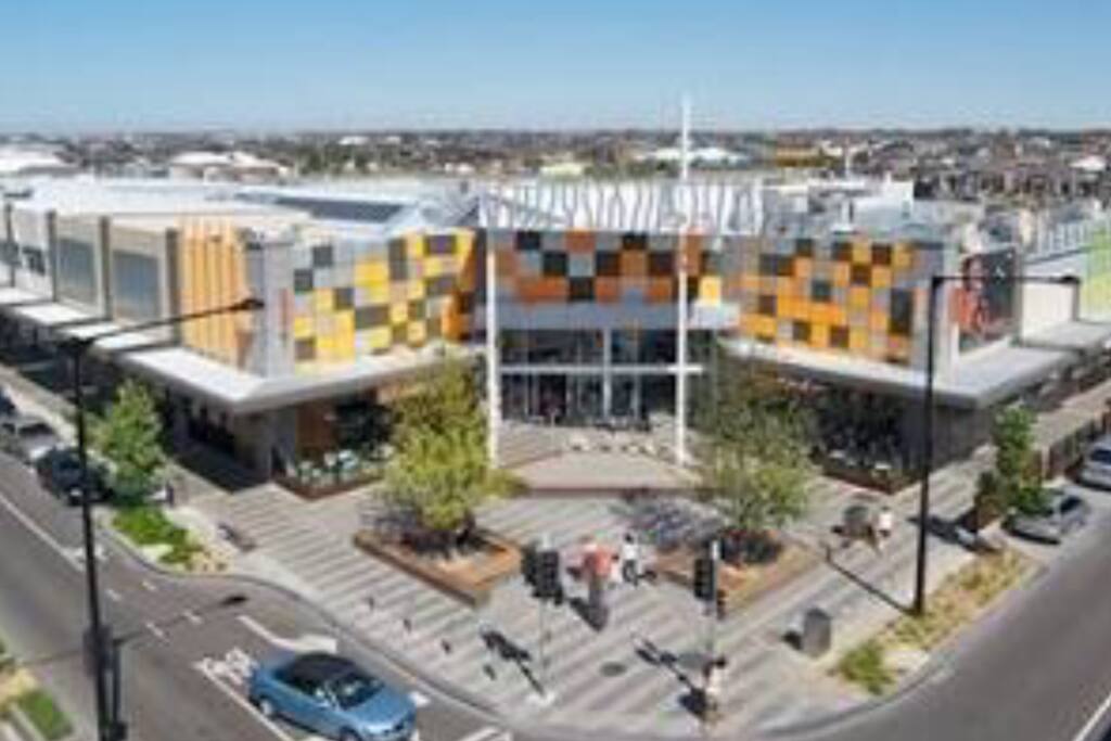 Point Cook shops during the day