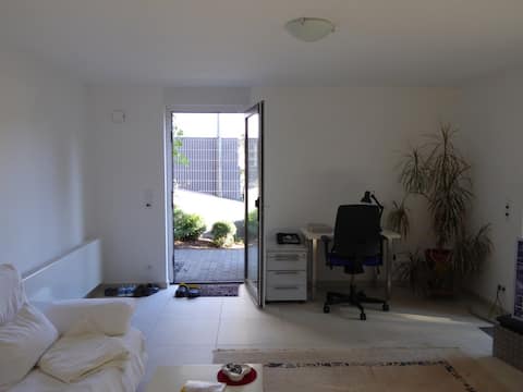 Popular Airbnb listing: Green oasis 50 m² Cologne Rodenkirchen, central, quiet in Köln