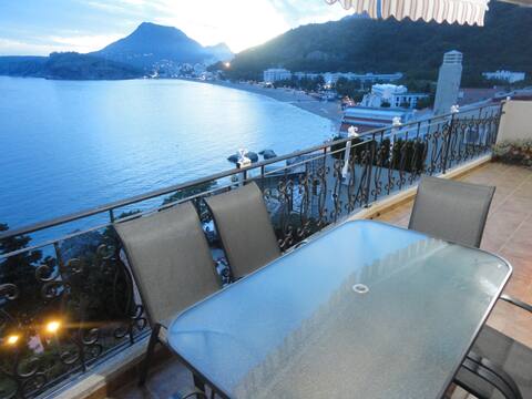 Giardino Apartments - luxury  sea view apartment