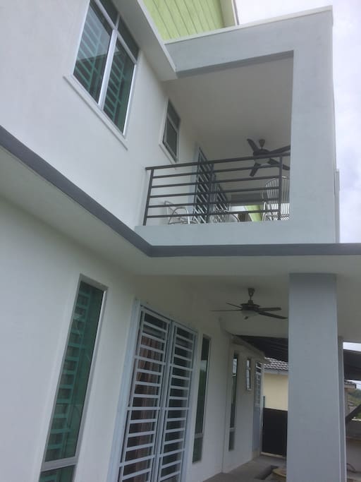 Side of the house (with balcony)