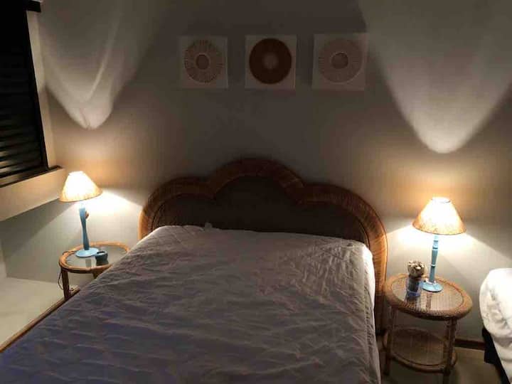 საძინებელი 1