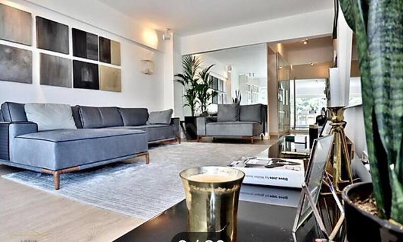 Modern penthouse with view and in best trendy area gallery image 5