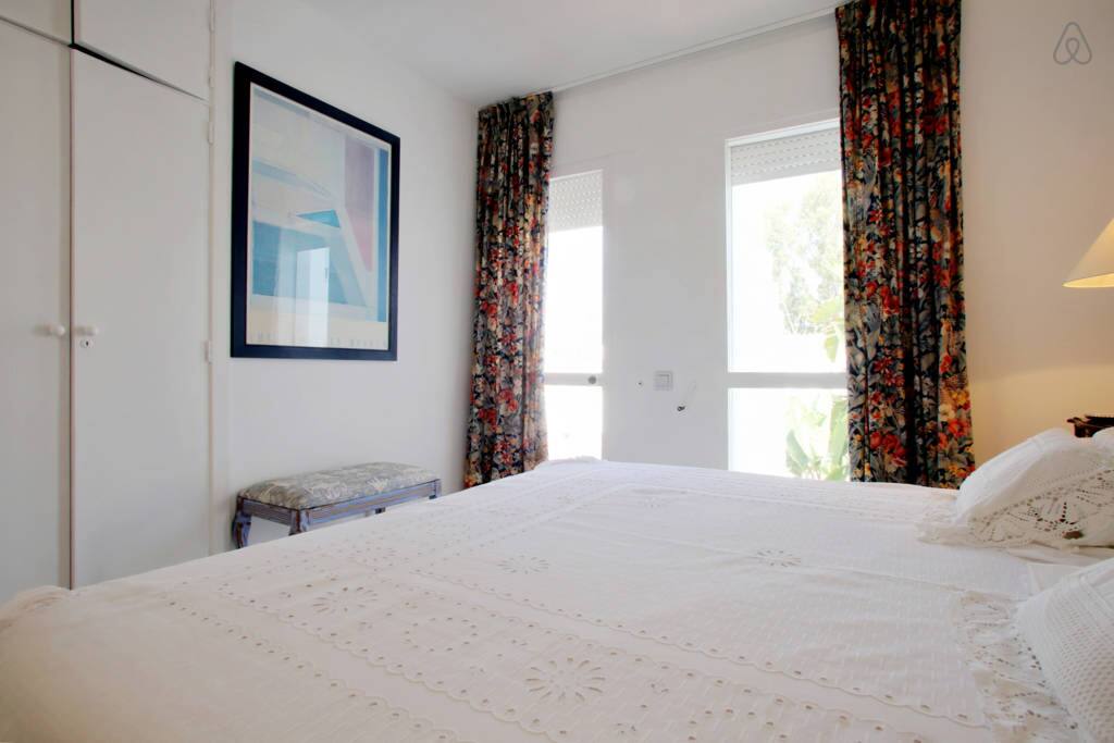Access to private terrace with seaview