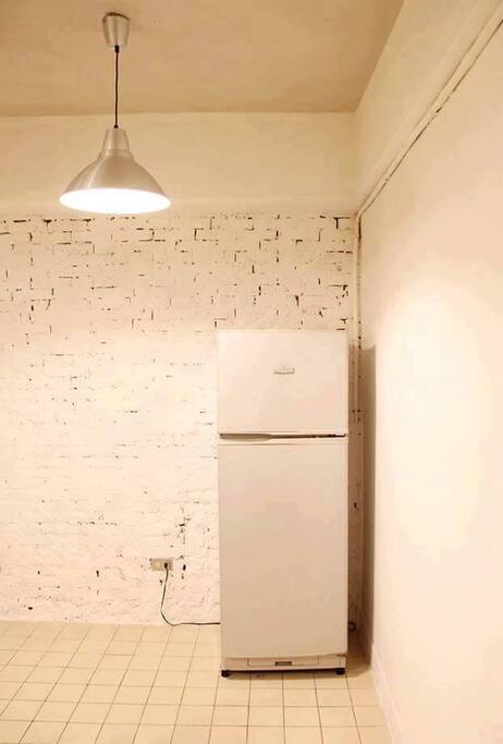 Sharing refrigerator