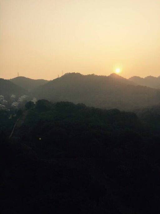 早上的日出