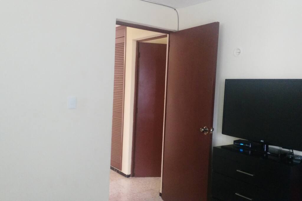 Tv en una habitacion