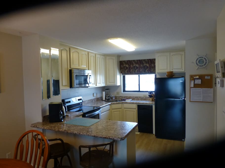 New fully equipped kitchen