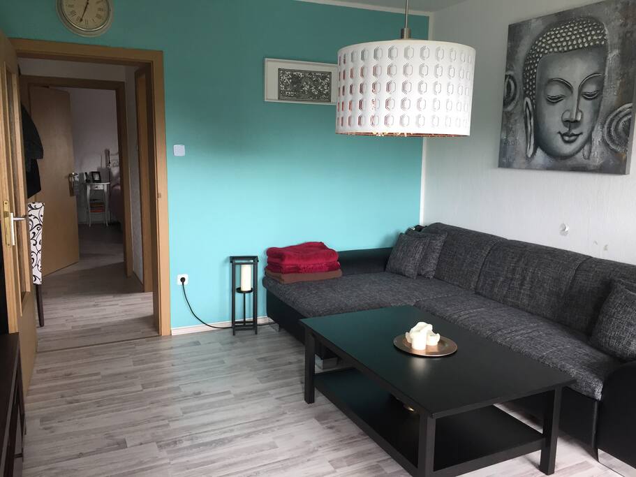 Wohnzimmer mit Schlafcouch (ausziehbar)