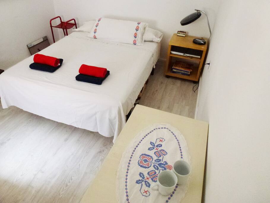 Habitacion con cama double