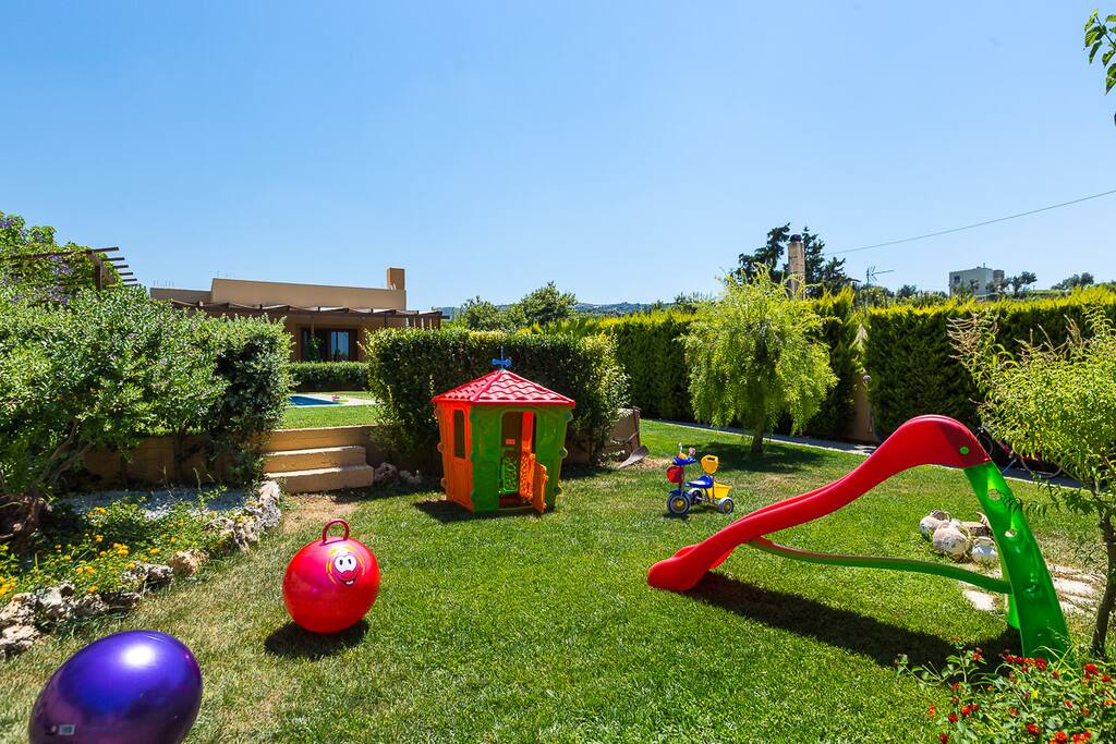 Outdoor playground and children's toys for our little guests to enjoy!