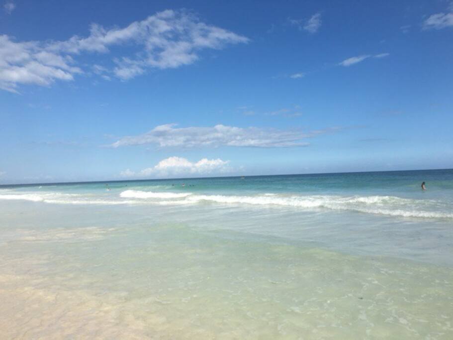 Beach at el Taj's